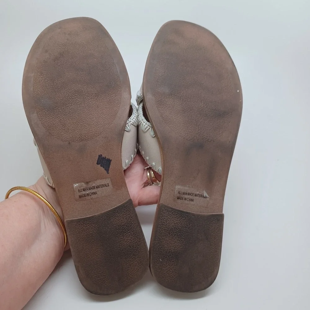 DV‎ Dolce Vita Juneau Nude Beige Whipstitch Crisscross Slide Sandals Womens 7.5